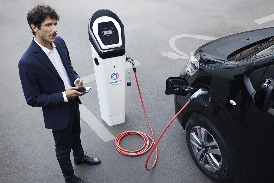 recharge électrique du nouveau citroen spacetourer 2024